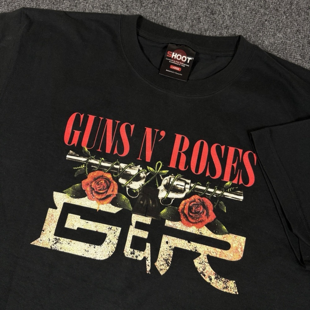 Vintage 2007 Guns N Roses rock t-shirt rare retro hype Size L Color Black Metal